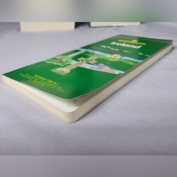 Michelin Tourist Guide Ireland travel guidebook European vacation EUC - Picture 3 of 3